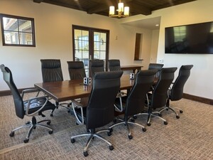 Lake View Board Room