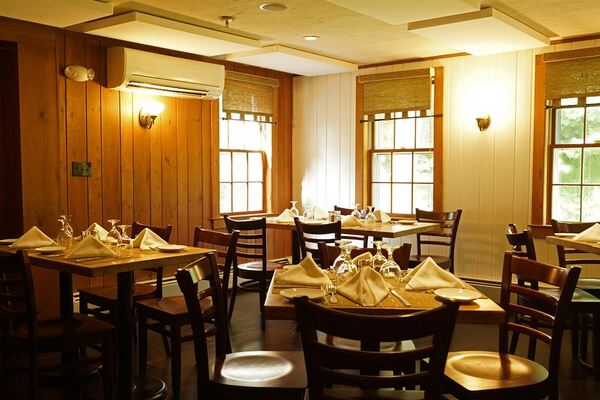Old Yarmouth Inn
