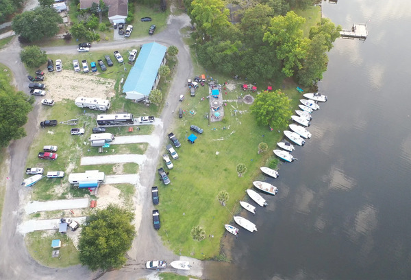 Bells Marina & Resort