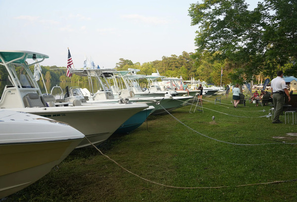 Bells Marina & Resort