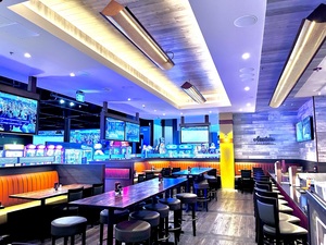 Austin's Bar & Grill