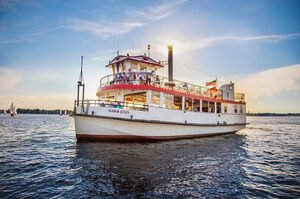 Harbor Queen