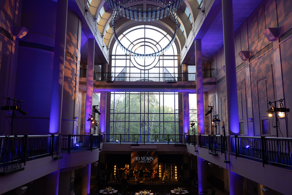 Tsakopoulos Library Galleria