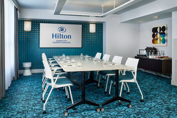 Hilton Kansas City Country Club Plaza