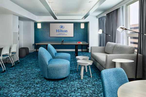 Hilton Kansas City Country Club Plaza