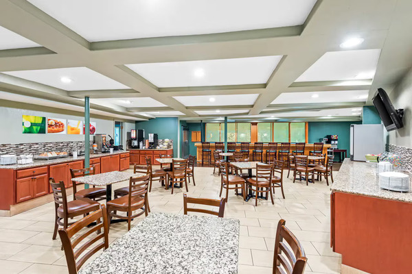 Quality Inn West Des Moines - Clive