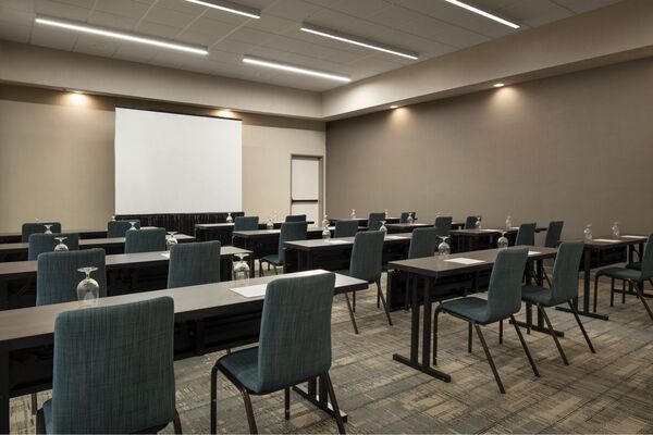 Four Points by Sheraton Tucson Airport