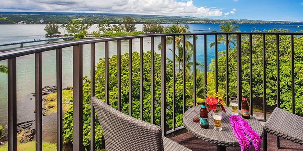 Hilo Hawaiian Hotel