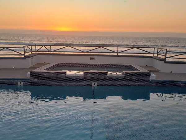 Casa Playa Baja Resort
