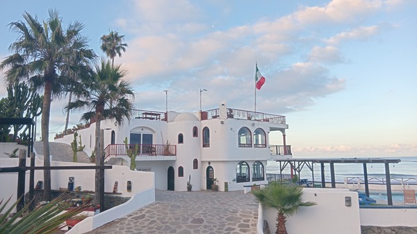 Casa Playa Baja Resort