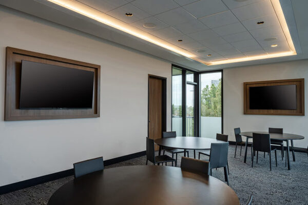 Flanker Kitchen + Sports Bar