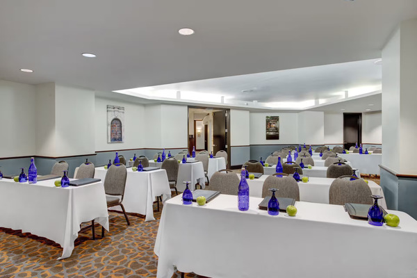 Emily Morgan San Antonio DoubleTree by Hilton Hotel