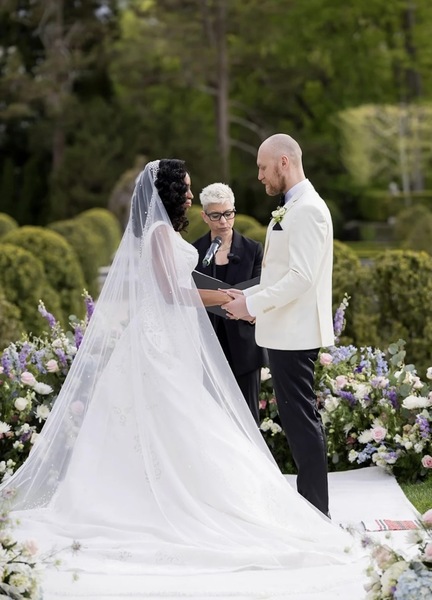 Why Knot Wed