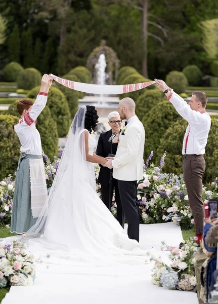 Why Knot Wed