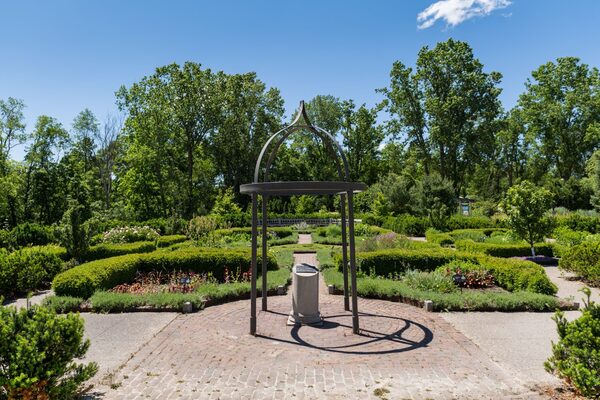 Matthaei Botanical Gardens & Nichols Arboretum