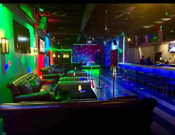 Maya Bar and Grill