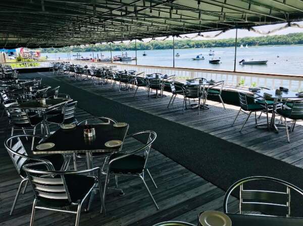 The Orleans Waterfront Inn