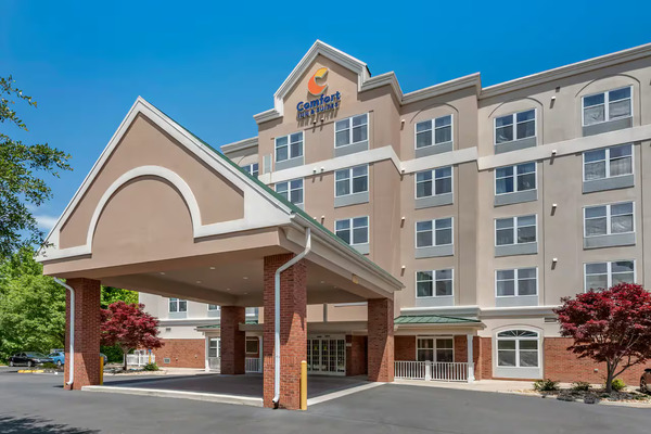 Comfort Inn & Suites Virginia Beach - Norfolk Airport