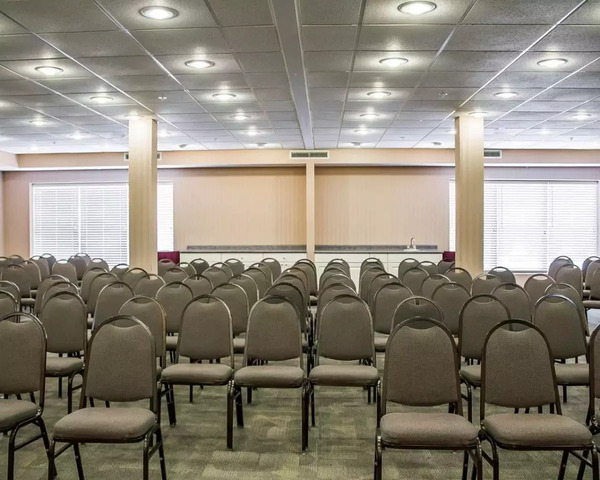 Quality Inn & Suites Bellville - Mansfield