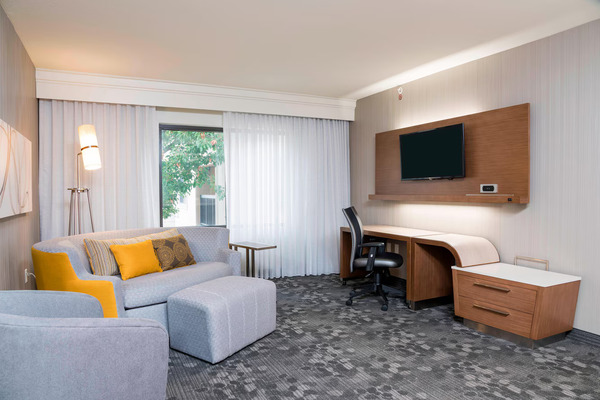 Courtyard Livermore