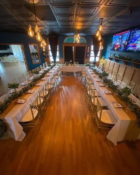Bruno's Bar and Grill