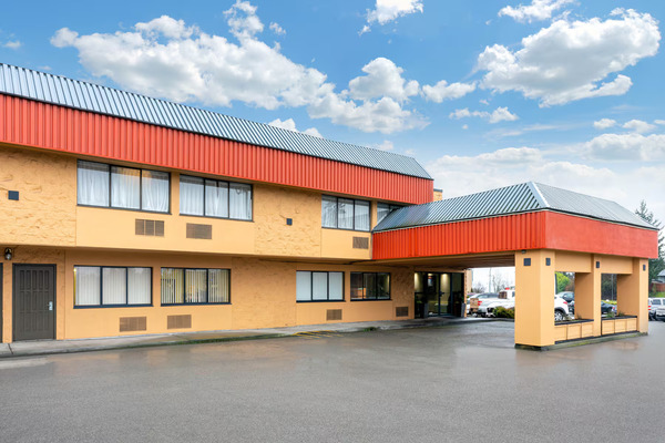 Ramada Coquitlam