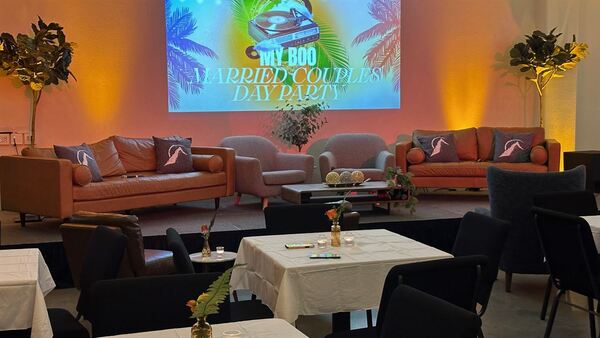 Gratitude Lounge