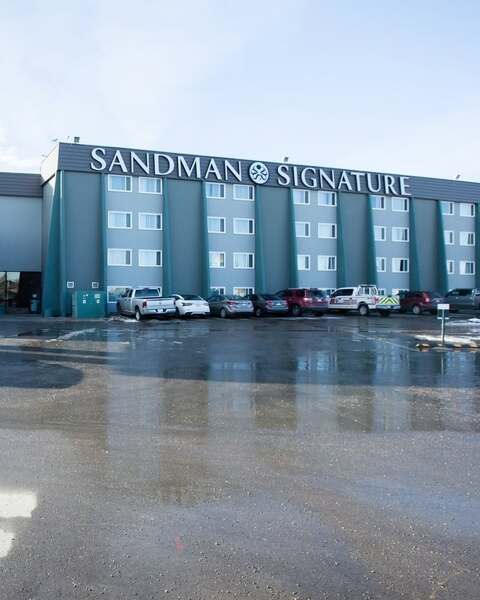 Sandman Signature Lethbridge Lodge