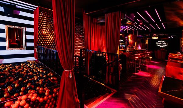 Baroom Club