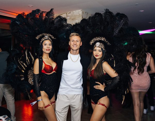 PIcture Perfect Showgirls