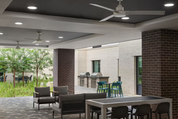 Hampton Inn & Suites/Home2 Suites East Austin