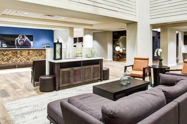 Hampton Inn & Suites by Hilton Pittsburg Kansas Crossing