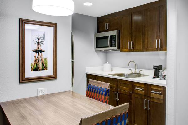 Hampton Inn & Suites by Hilton Pittsburg Kansas Crossing