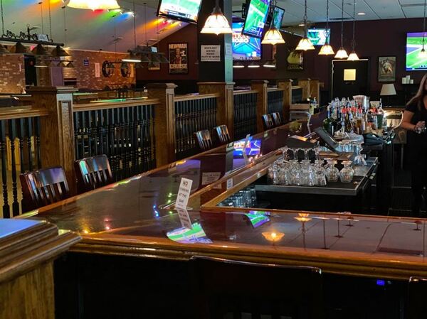 Maxamillians Billiards Food Spirits