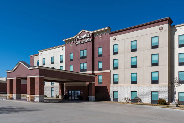 Hampton Inn & Suites Dodge City