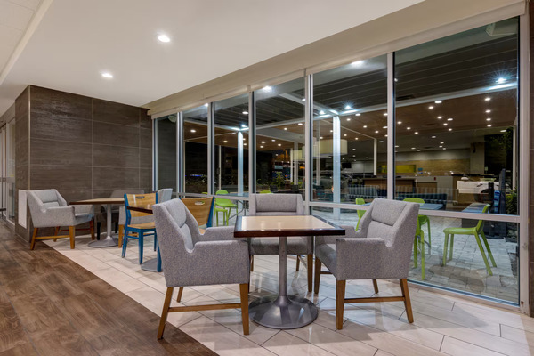 Home2 Suites by Hilton Orlando / International Drive South