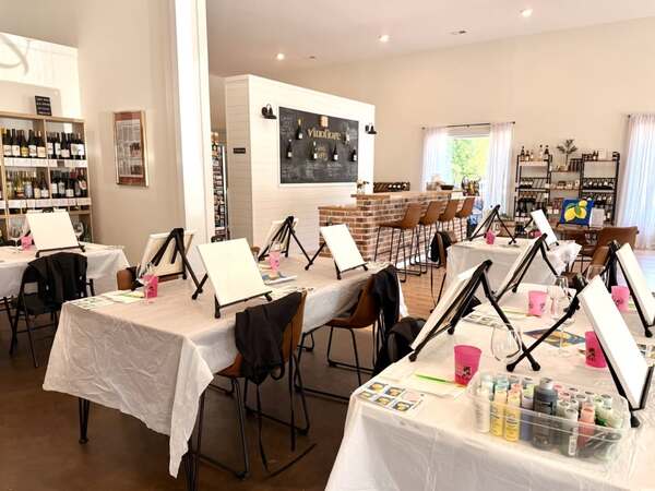Vinofiore Wine Shop & Tasting Room