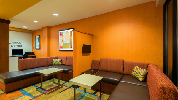 Fairfield by Marriott Inn & Suites Louisville Downtown