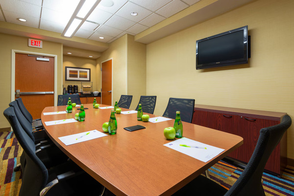 Fairfield by Marriott Inn & Suites Louisville Downtown