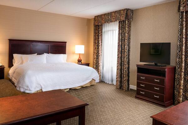 Hampton Inn & Suites Toledo-Perrysburg