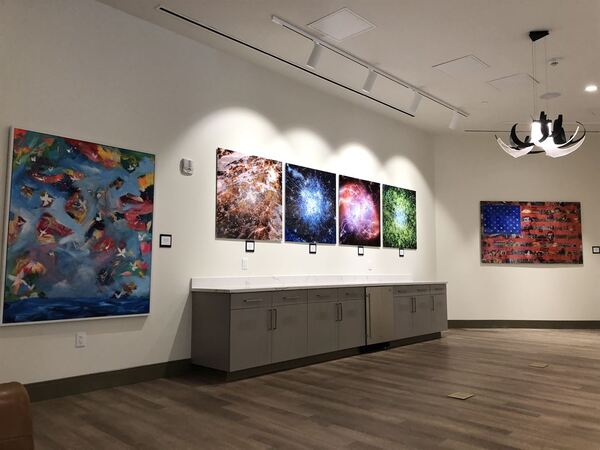 One Martine Gallery