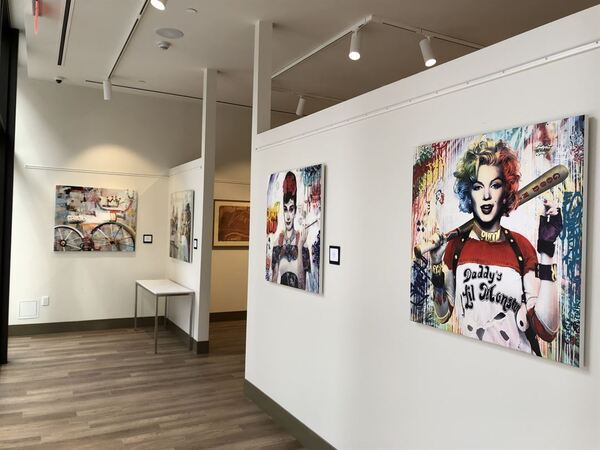 One Martine Gallery