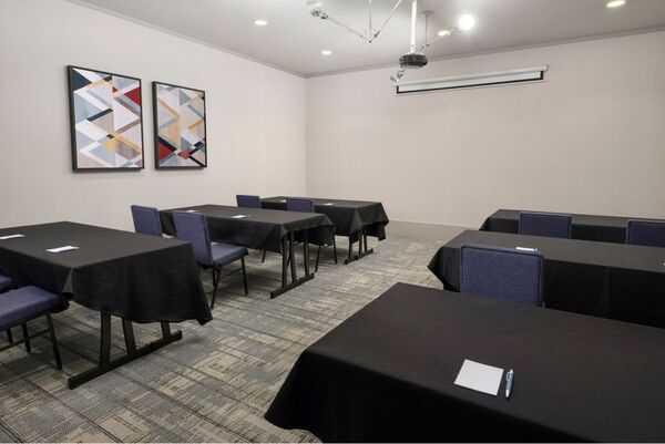 Mosaic Restaurant at Four Points By Sheraton