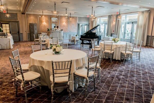 L'escale at Delamar Greenwich Harbor