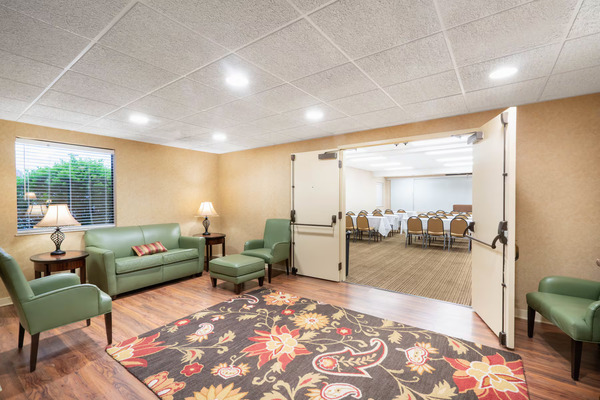 Baymont by Wyndham Knoxville West