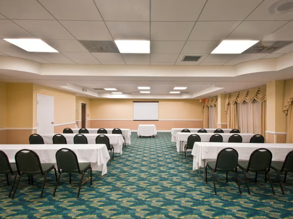 Holiday Inn Port St. Lucie