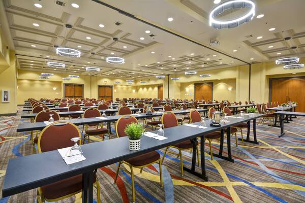 DoubleTree by Hilton Phoenix North