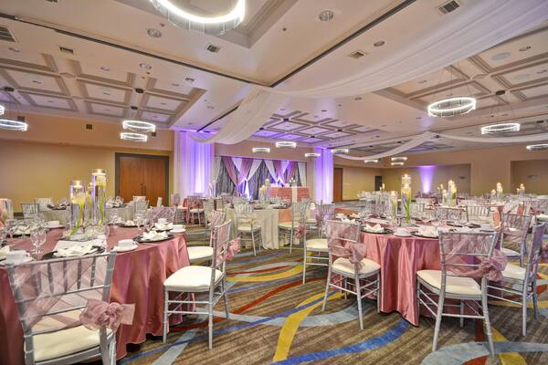 DoubleTree by Hilton Phoenix North