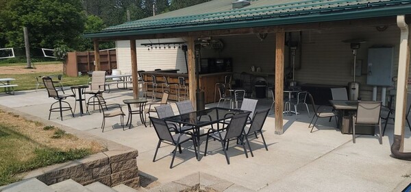 Timber Haven Bar and Grill