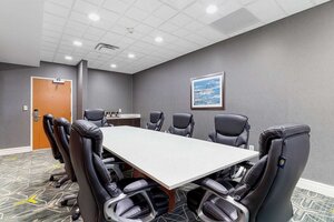 Crownest Room